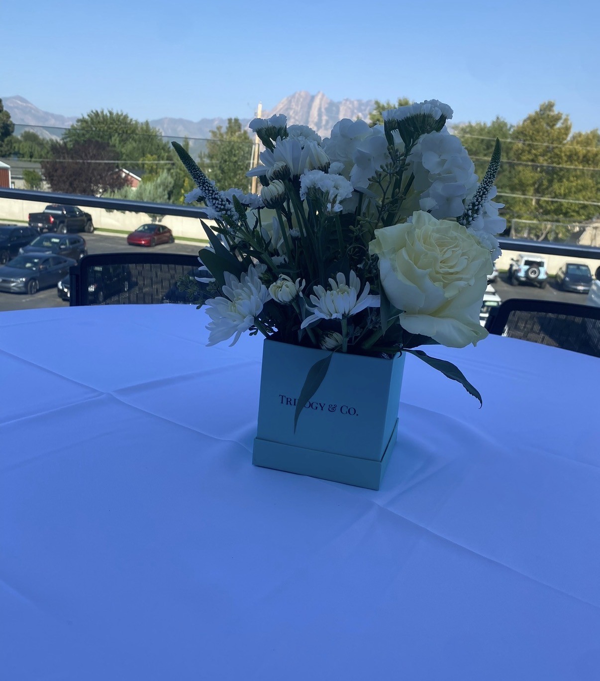 Outdoor dining floral centerpiece